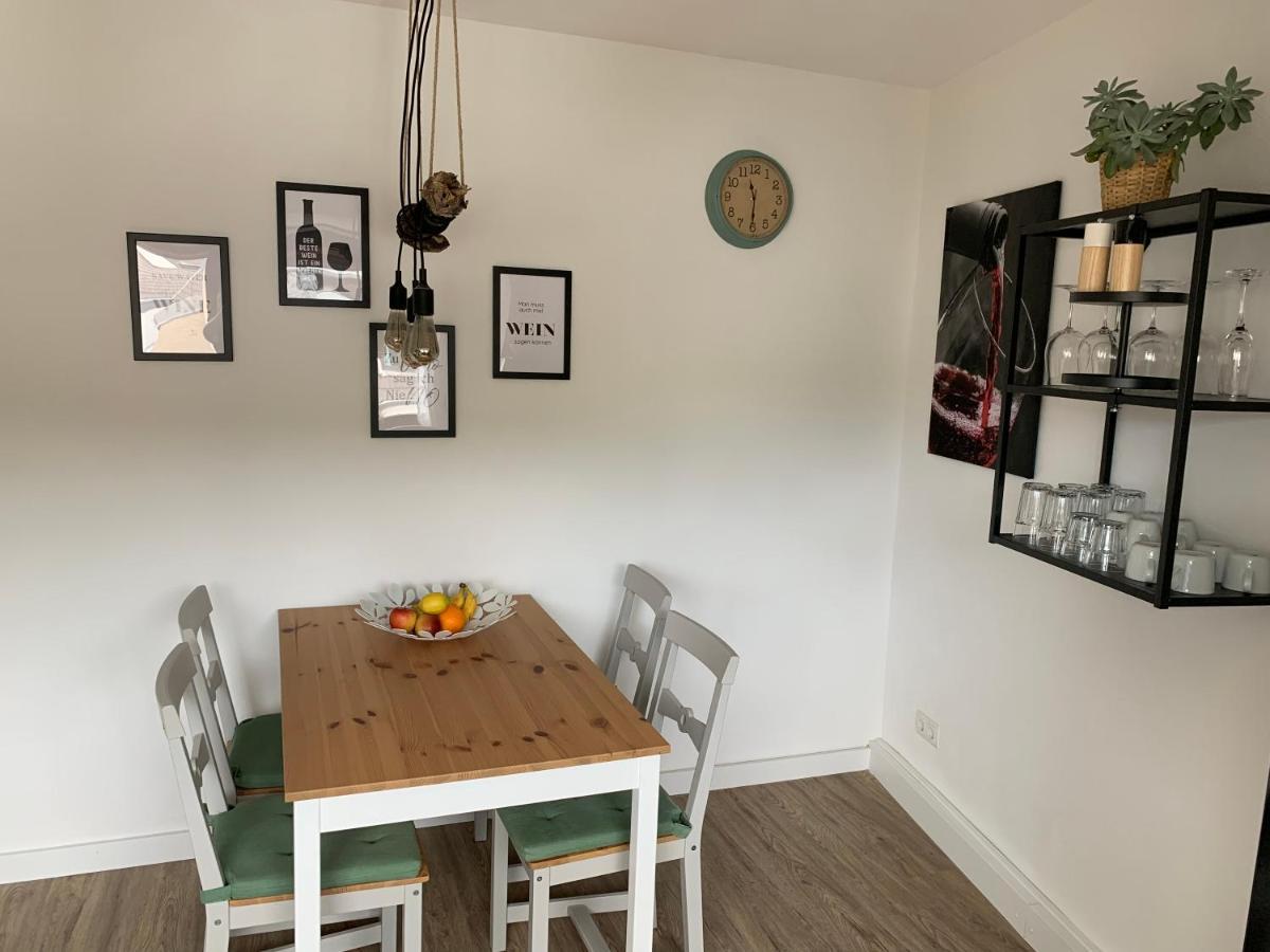 Auszeit Im Ahrtal Apartment บาดนอยเอินอาห์-อาร์ไวเลอร์ ภายนอก รูปภาพ